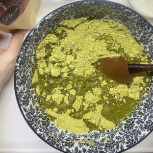 PŘÍPRAVA HENNA PASTY | MasterClass míchání henny, motání a plnění kornoutků