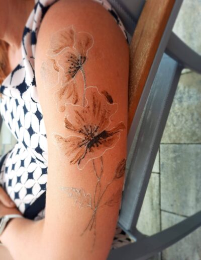 Henna malířka Lenka Knösel