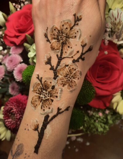 Henna - Lenka Knösel